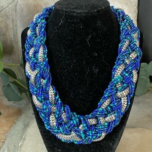 Blue bead & chain necklace